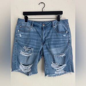 Size 12 AE Shorts